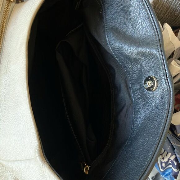 NWOT Coach Phoebe Handbag Pebbled 2 Tone Leather Blk/Ivory Python Strap/Trim - Picture 6 of 9